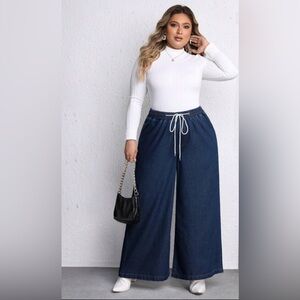 NWOT LUNE Plus Drawstring Waist Wide Leg Jeans size OXL/12 Color Blue